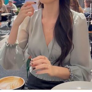 Aritzia Wilfred Wistful Genoa Blouse